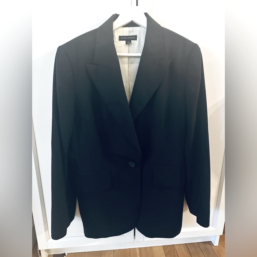 BANANA REPUBLIC WOMANS BLACK SUIT WOOL BLAZER / JACKET SIZE 14